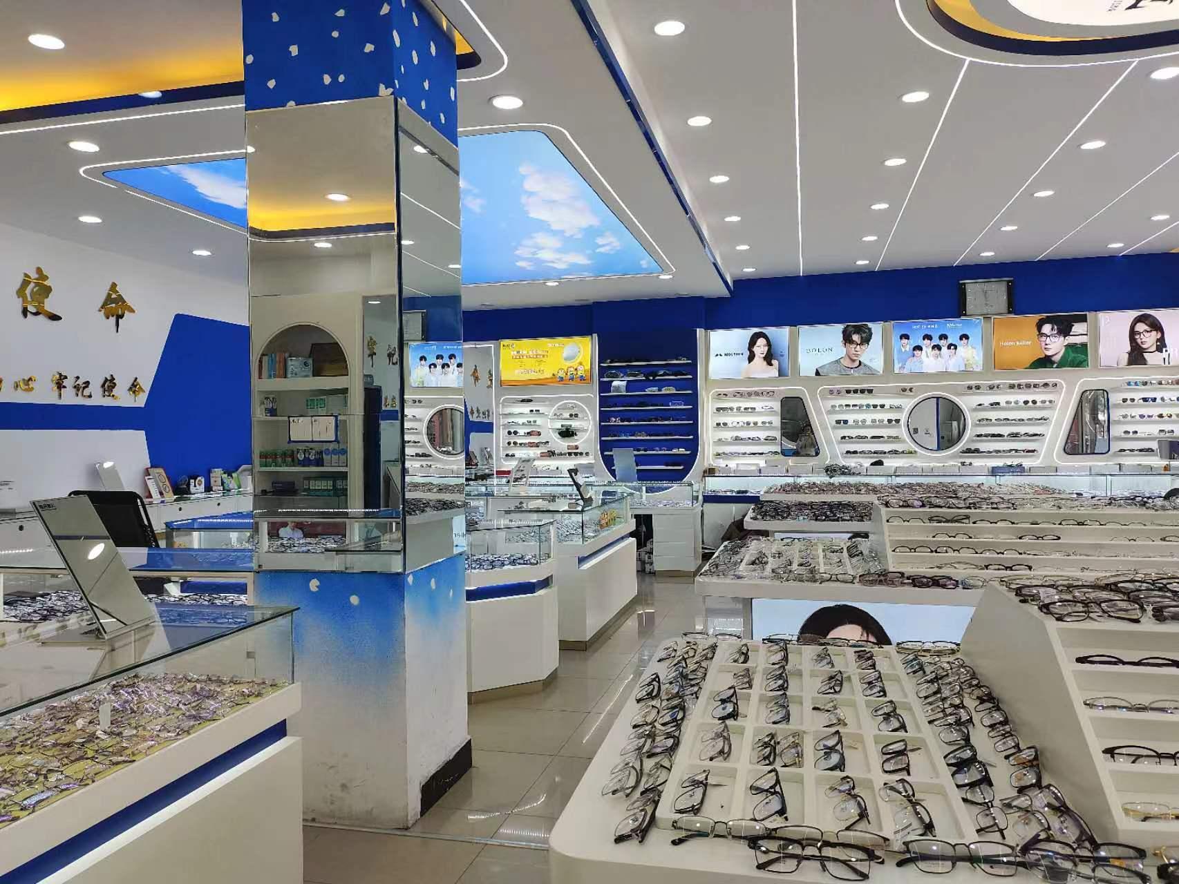 沧州眼镜店门店推荐,肃宁县时光眼镜武垣路店超百年底蕴成优选!